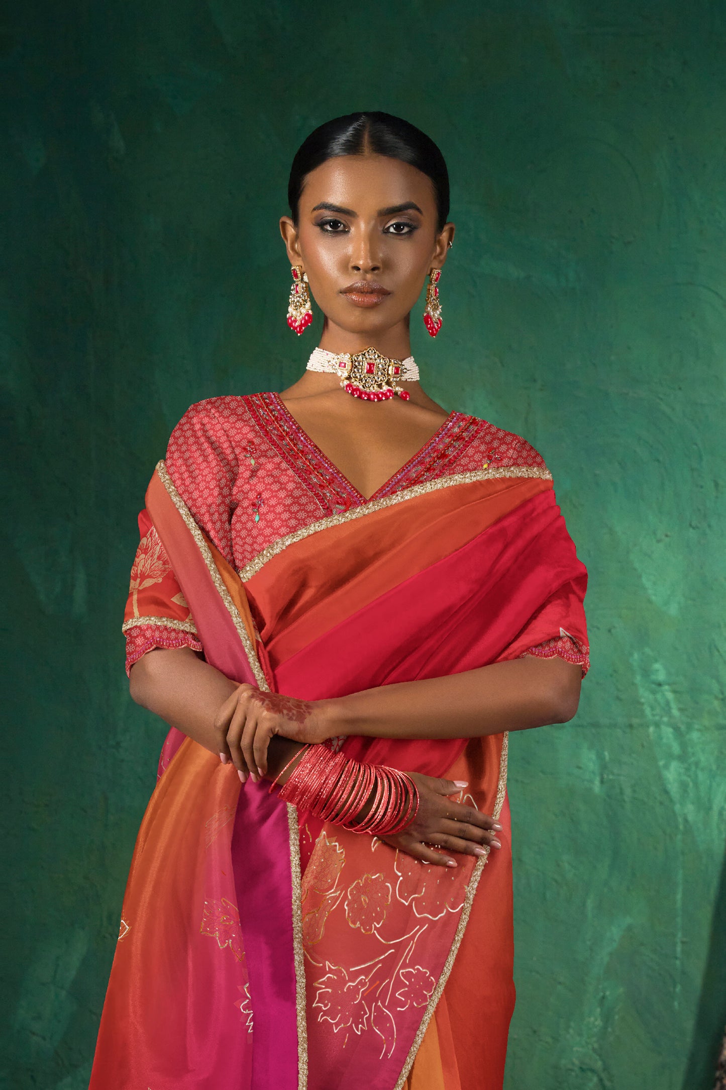 Saachi Subtle Floral Motif Print Saree - Red