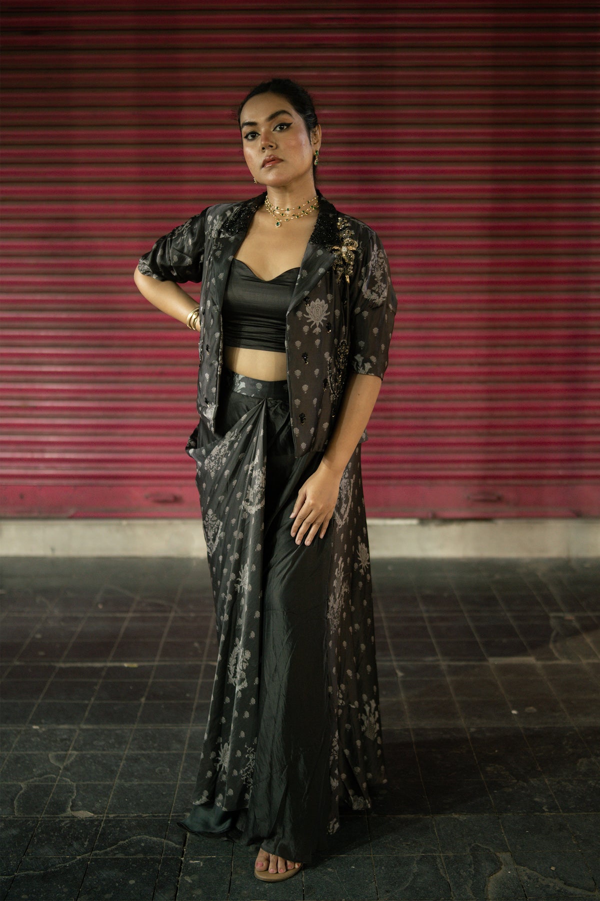 Zahra Noir Skirt Jacket Set