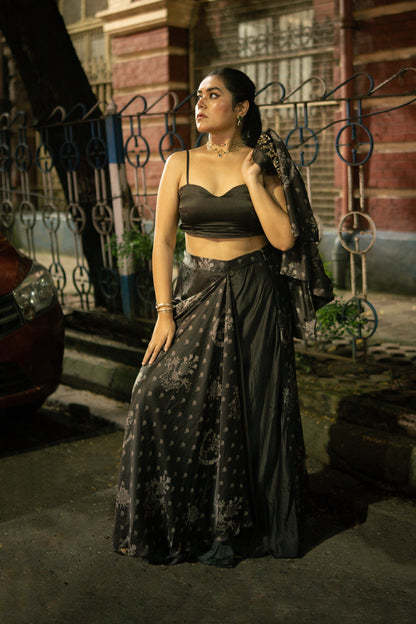 Zahra Noir Skirt Jacket Set