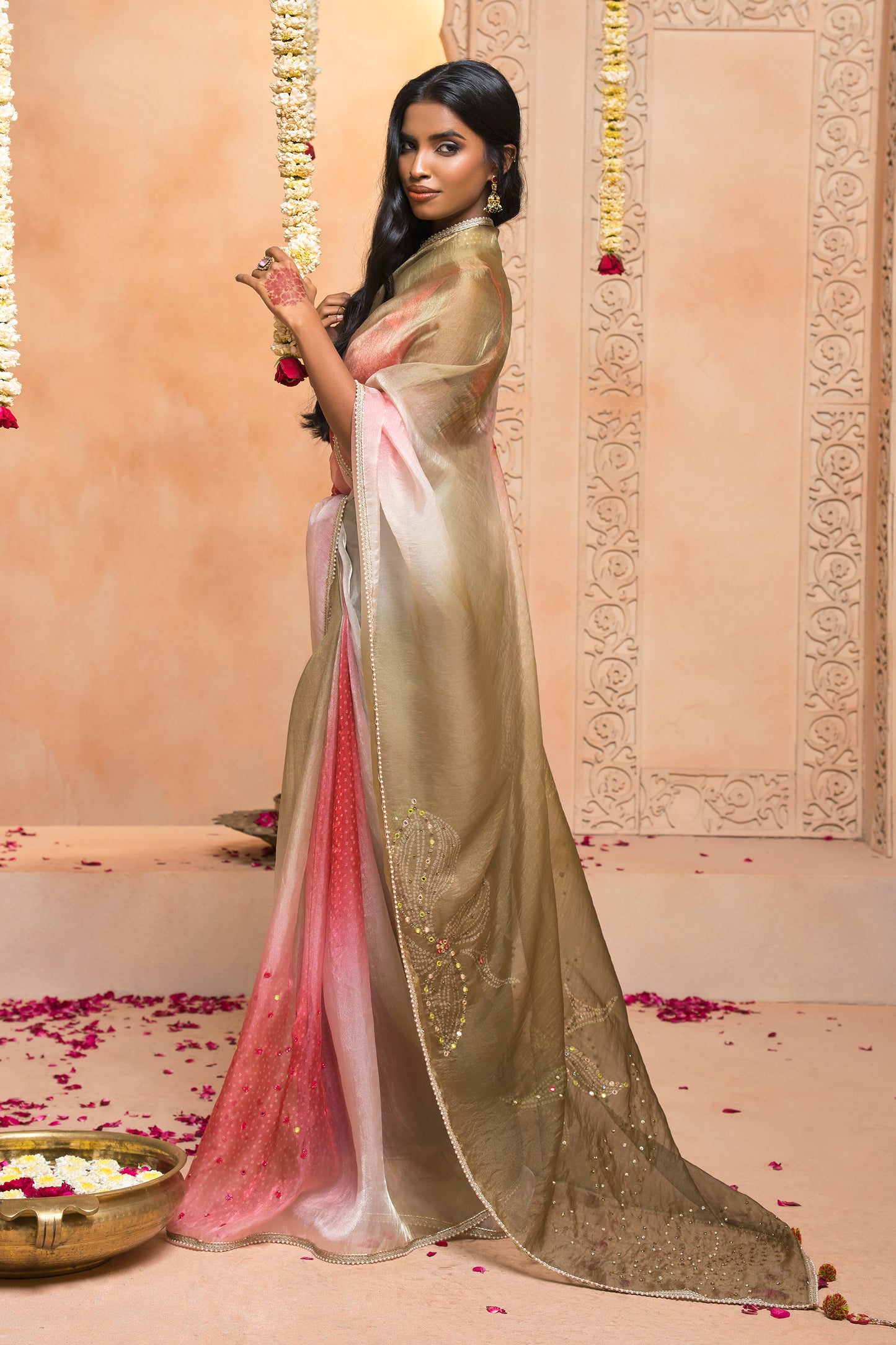 Coral Ombre Bandhani  Matic Tissue Saree