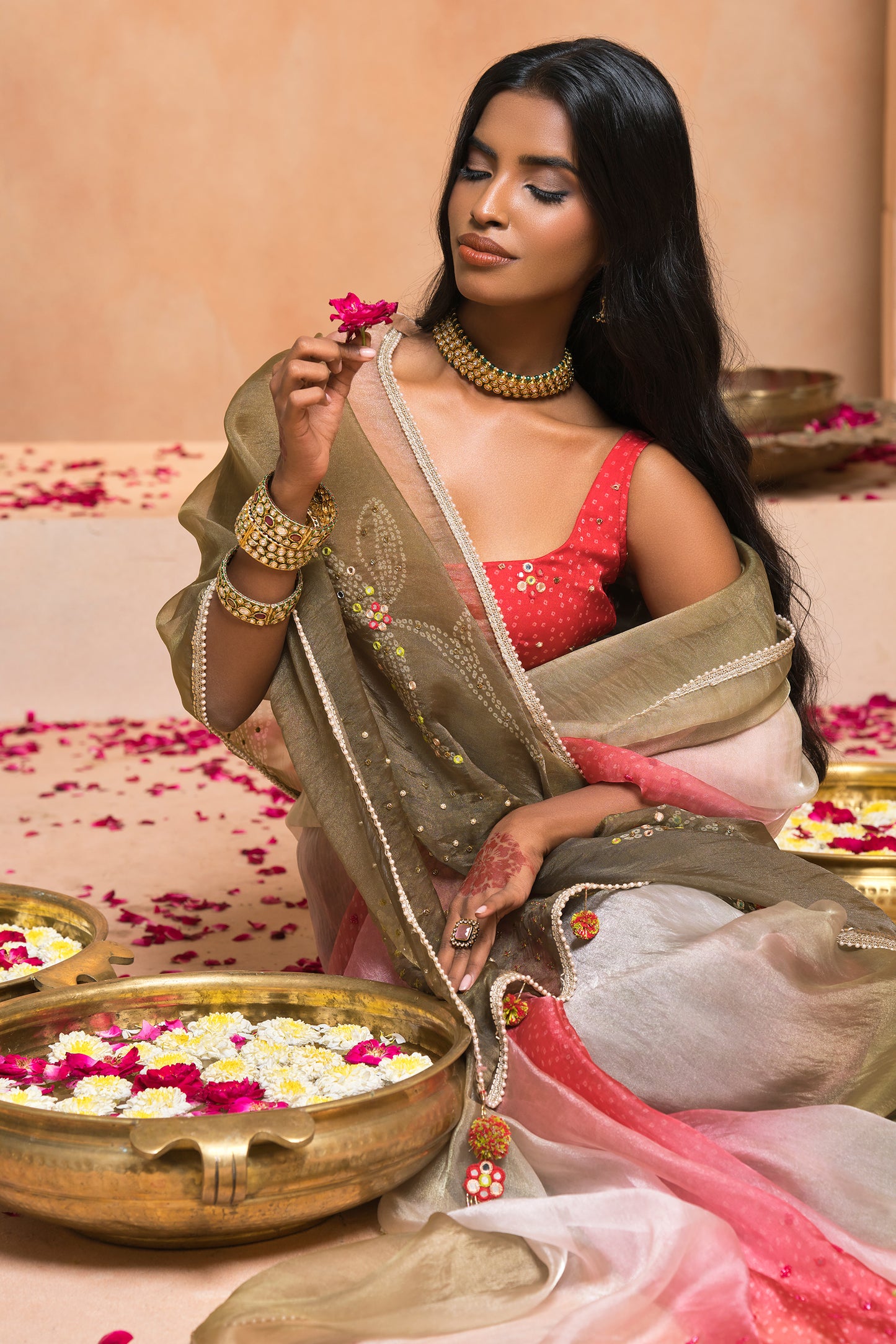 Coral Ombre Bandhani  Matic Tissue Saree